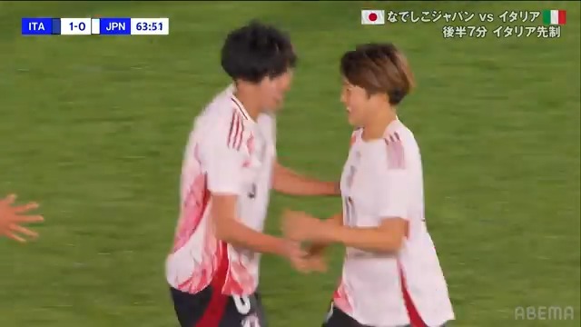 🇯🇵 絶妙ループ 🇮🇹 浮き球のパスに抜け出した長谷川唯がループシュートを選択。 GKをあざ笑うかのようなフィニッシュで同点ゴールを挙げている。 [PR] ABEMA で無料生中継：