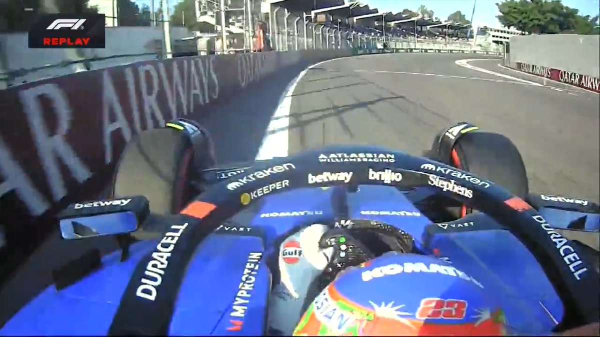 Alex is finding the limits in FP2 🤯 The Williams driver makes contact with the barrier, but seems to have got away with no damage! #F1 #MexicoGP