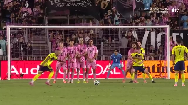 Too little, too late for Nashville... But what a hit from Hany Mukhtar. // Audi MLS Cup Playoffs