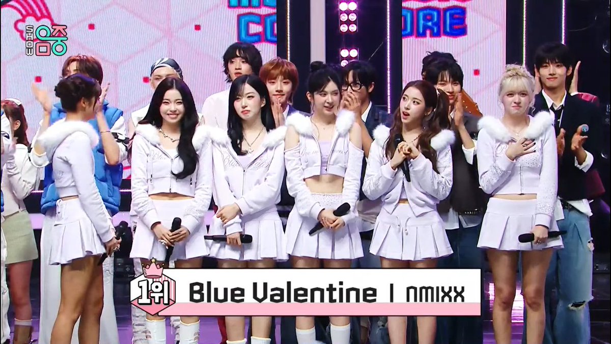 🏆 Huge congrats to NMIXX as “Blue Valentine” scores its 4th win this week, marking their first Music Core trophy! 🥳 #BlueValentine4thWin #NMIXX15thWin #NMIXX #엔믹스 #エンミックス (251025)