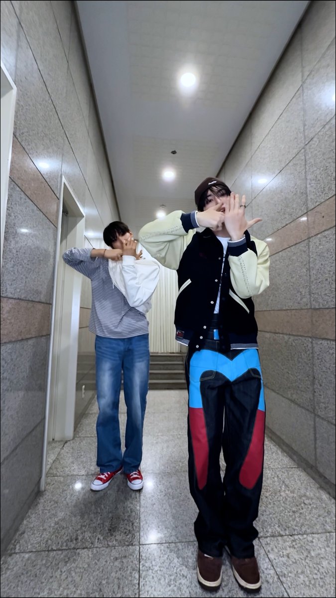 weโre feeling so ๐ #์ฃผ์ #๋ฏผ์ #Juwang #Minje #KickFlip #ํฅํ๋ฆฝ #My_First_Flip #Gas_On_It