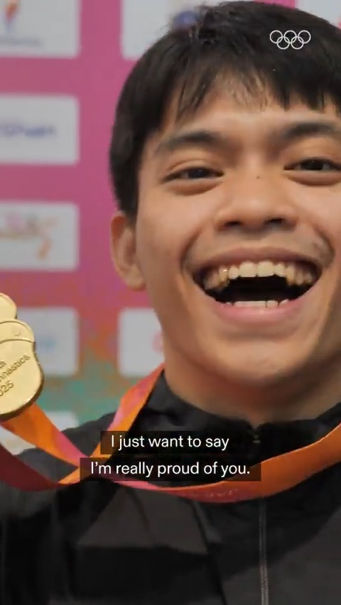 "Smile. I know you can do it, and you got it." Your new reigning vault World Champion, Carlos Yulo, and his letter to his future self. 💌 #RoadToLA28 I #Olympics I Carlos Edriel Yulo I World Gymnastics I Philippine Olympic Committee - POC I LA28