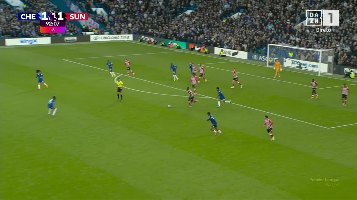 Sunderland foi ganhar a casa do Chelsea nos descontos e sobe provisoriamente ao pódio da Premier League!