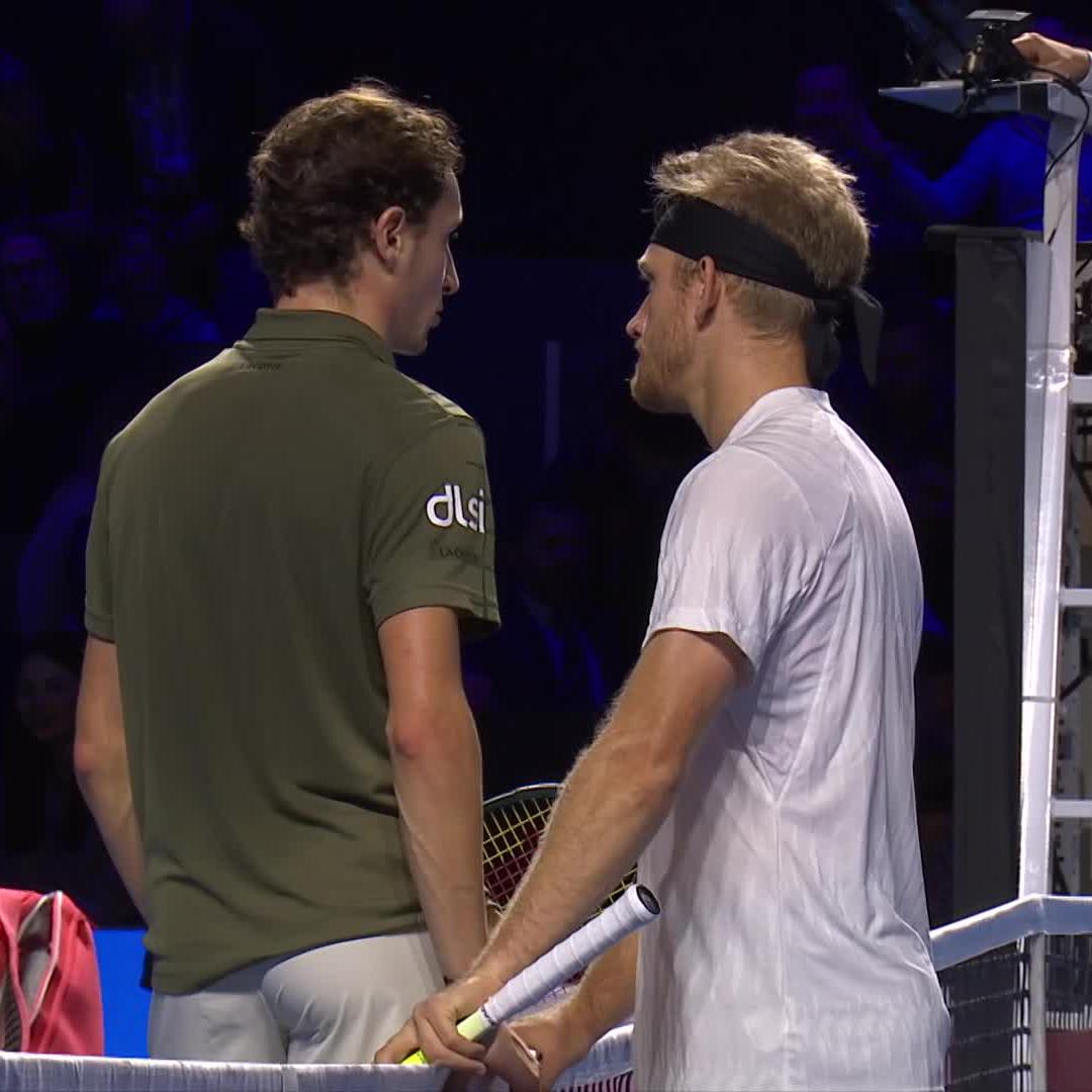 An unfortunate ending 🤕 Alejandro Davidovich Fokina is through to the Basel Final as Ugo Humbert is forced to retire down 6-7 1-3 #SwissIndoorsBasel