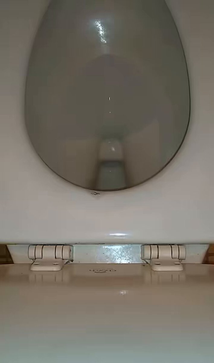 Urgent diarrhea call to the toilet