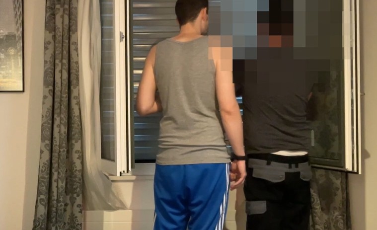 Straight Repair Guy Gets a BJ & Fucks A Guy for the First Time 😳💦 FULL TRAILER⬇️ 🔗 FULL VIDEO⬇️ 🔗 #straightguy #repairman #handyman #firsttime #gaysex #gayamateur #gayporn #straightturngay #firstgaysex #curious