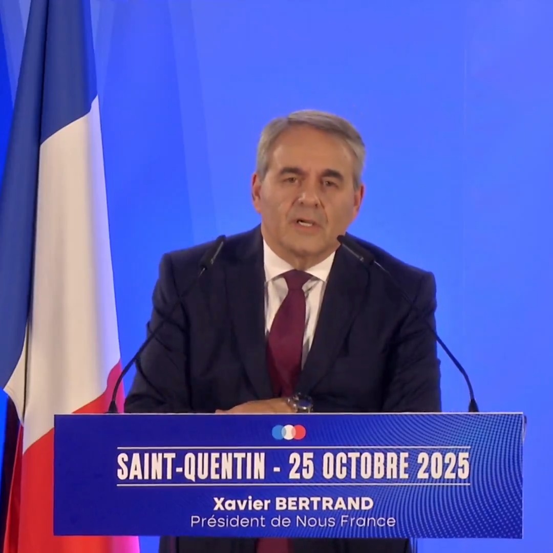 M.Zucman : créez votre entreprise en France, remplissez un carnet de commande, payez vos salariés et vos charges, notamment l’URSSAF. Vous comprendrez qu’il y a des folies fiscales qu’il faut s’interdire de faire.