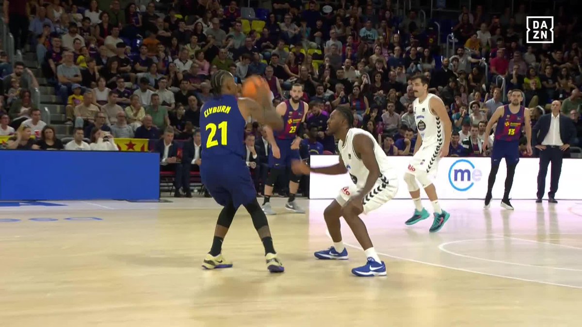 HACE LO QUE QUIERE CUANDO QUIERE. DON WILL CLYBURN 🎩✨ Barça Basket #LigaEndesaxDAZN 🏀