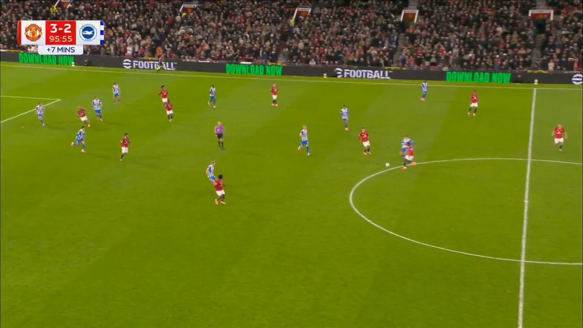 Bryan Mbeumo scores his second to ensure Manchester United win their third match in a row 🔴