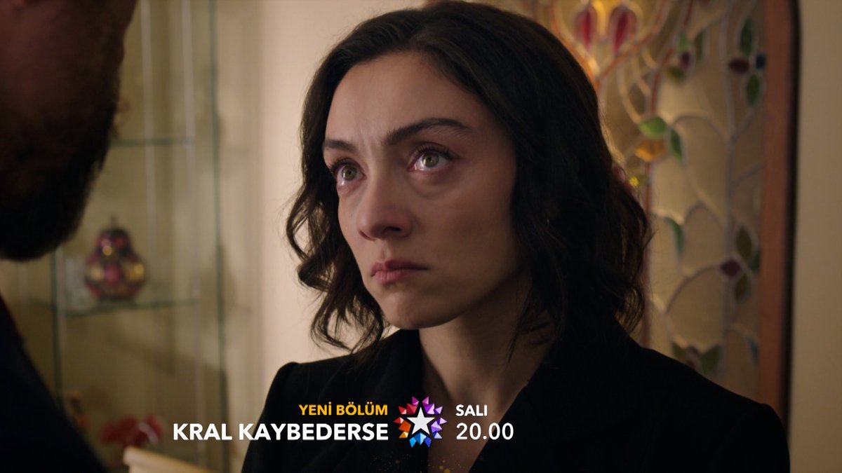 "İnsan bile bile kendini ateşe atar mı?" #KralKaybederse yeni bölüm tanıtımı! 24. bölüm salı 20.00'de Star'da! Kral Kaybederse