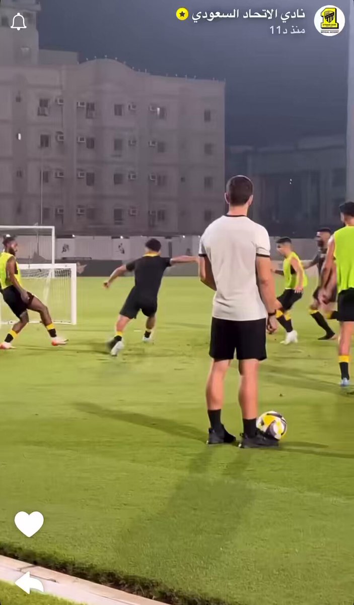 🚨🚨🚨كونسيساو وطاقمه الفني في تدريبات اليوم ، تحفيز وتوجيه بلا توقف!🔥🔥