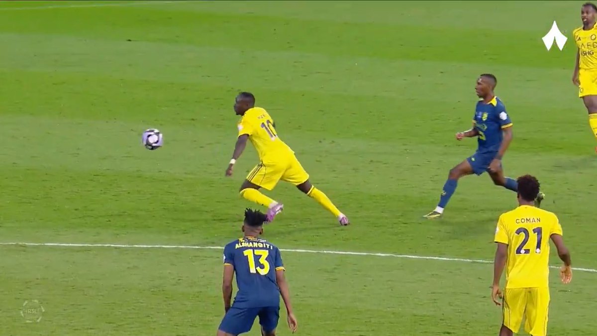 مراوغة ساديو ماني وانهاء كرستيانو رونالدو 💛😮💨