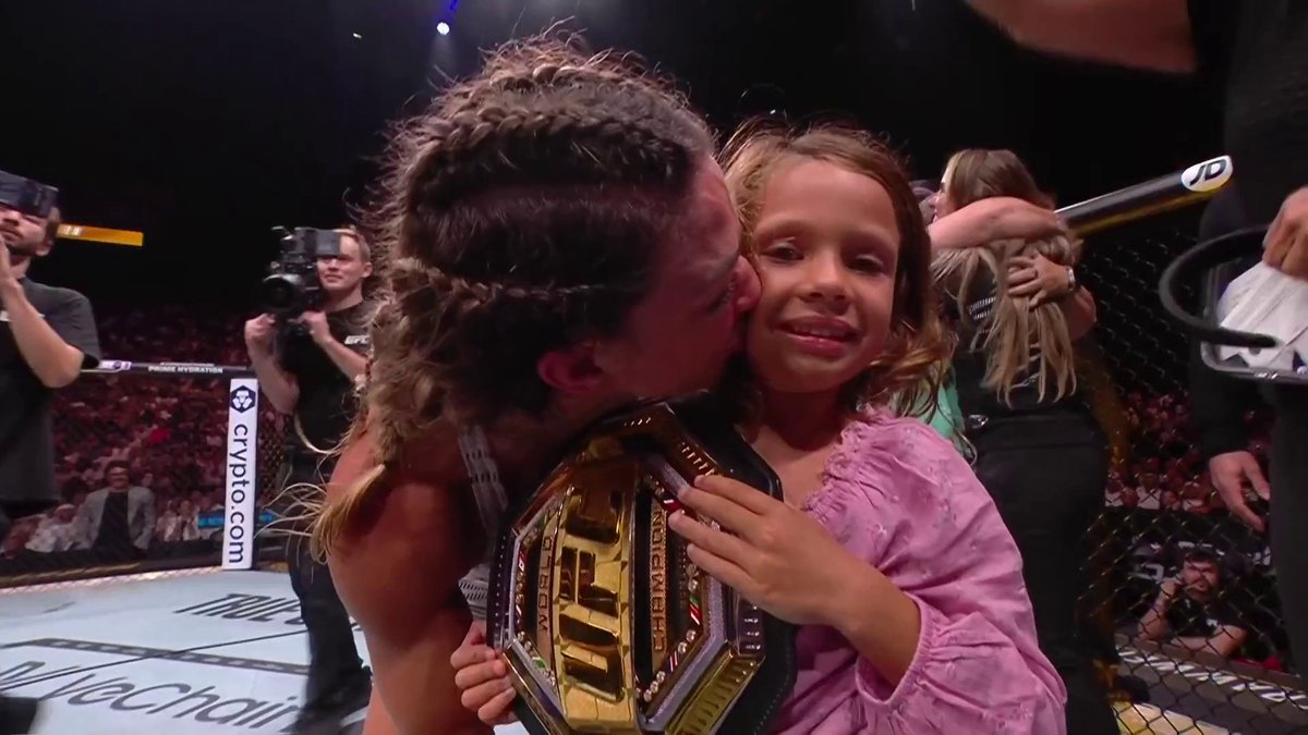 Mackenzie Dern has done it and this as about as special as it gets ❤️ Watch #UFC321 LIVE on TNT Sports Box Office from 7 PM ➡️ BUY NOW VIA LINK IN BIO