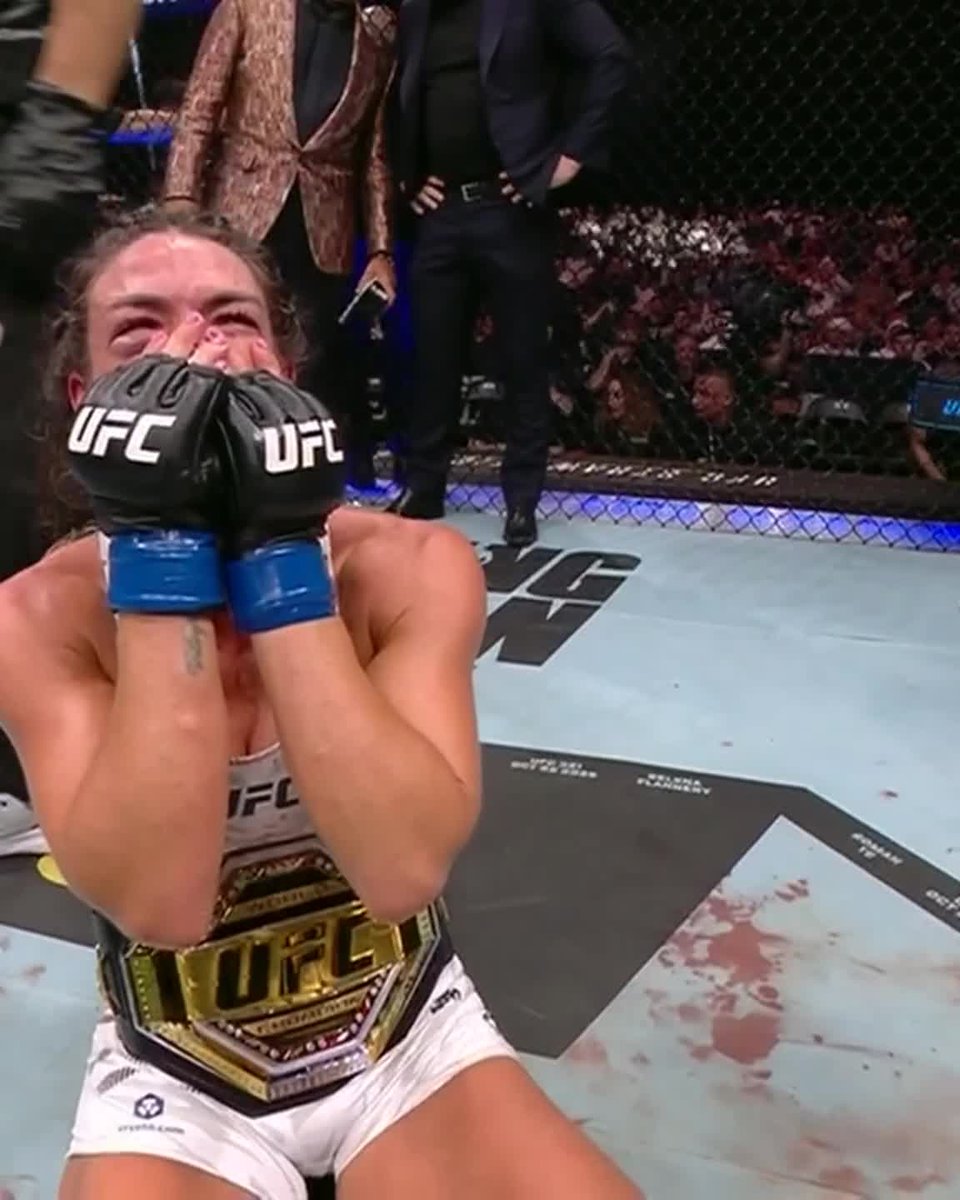 THE EMOTIONS FROM MACKENZIE DERN AFTER WINNING THE UFC TITLE 🥹 Stream #UFC321 on the ESPN App ➡️