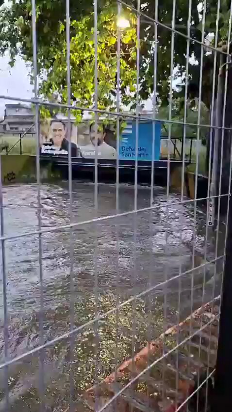 ¿Cuántos puntos perderán mañana los kukas por la lluvia de hoy que dejó a la vista las consecuencias de 70 años de peronismo?