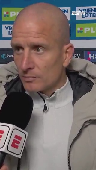 Bas Sibum heeft geen goed woord over voor Mario Engels🫣 "Je team en de club in de steek laten, absoluut onacceptabel."