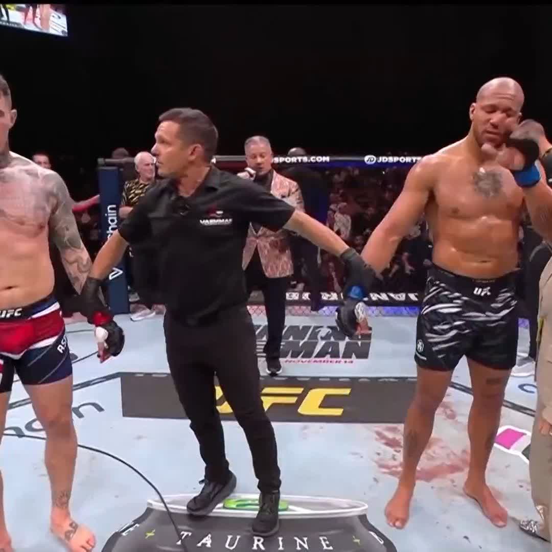 La pelea estelar termina en anulación tras una falta accidental de Ciryl Gane. #UFC321