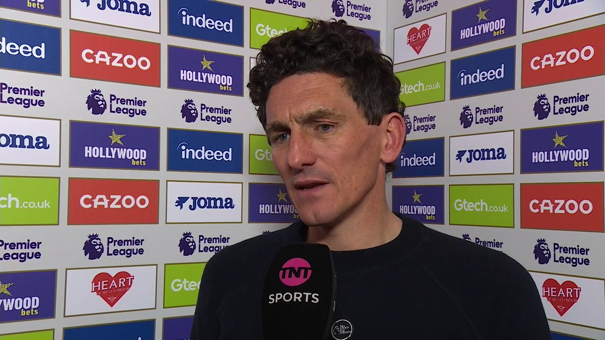 “We smothered them and didn’t allow them to get out.” A delighted Keith Andrews reacts to Brentford’s impressive win over Liverpool 👏 🎙️ Jules Breach | 📺 TNT Sports &amp; discovery+ UK