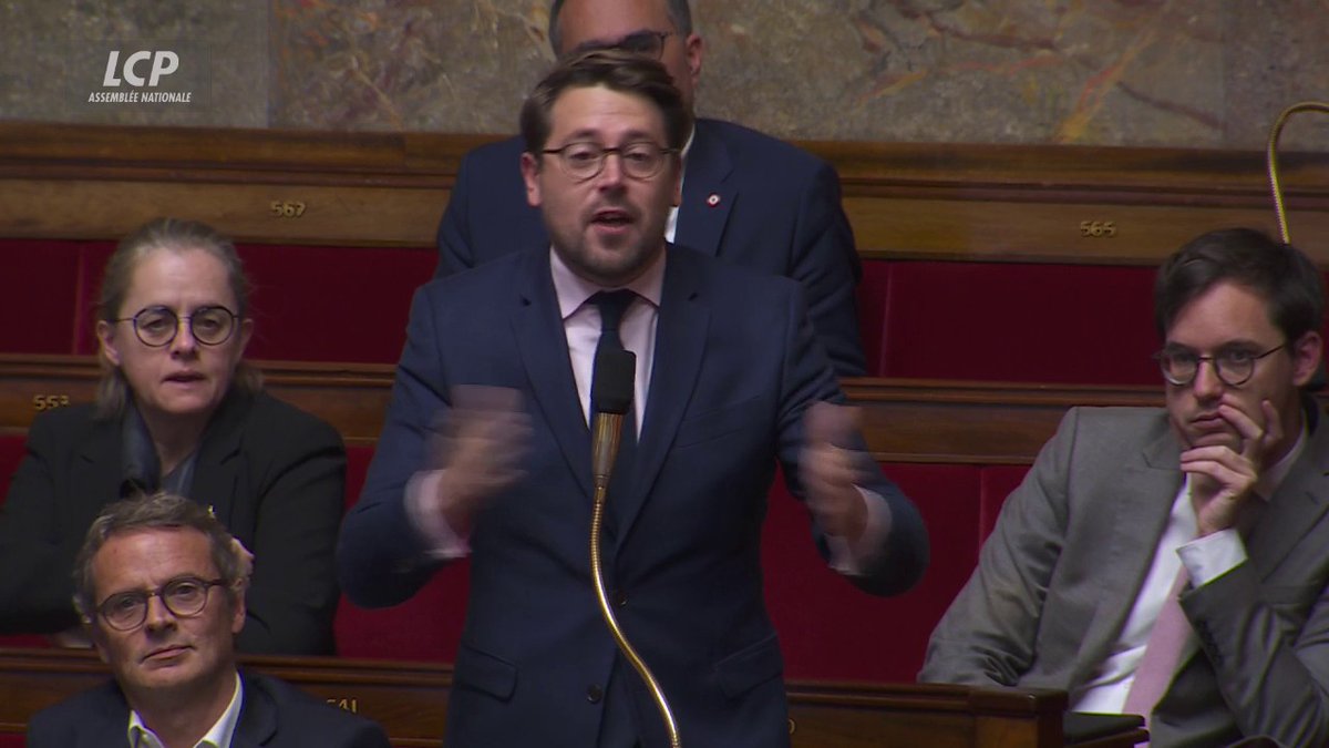 Crédit d'impôt pour la stérilisation des chiens et des chats : "Mme Le Pen a préféré aujourd'hui aller ronronner avec M. Bardella plutôt que de faire ses griffes à l'Assemblée. Sa présence dans cet hémicycle, c'est comme la queue du chien ; ça va et ça vient", dit Benjamin LUCAS.