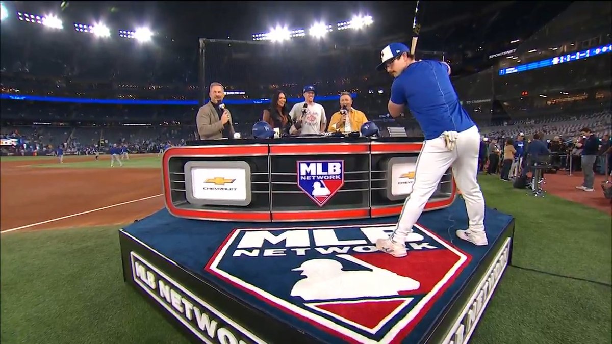 Trout, Judge, Bellinger, Stanton and Cleveland Manny Ramirez! You've gotta see Davis Schneider impersonate these batting stances 👀