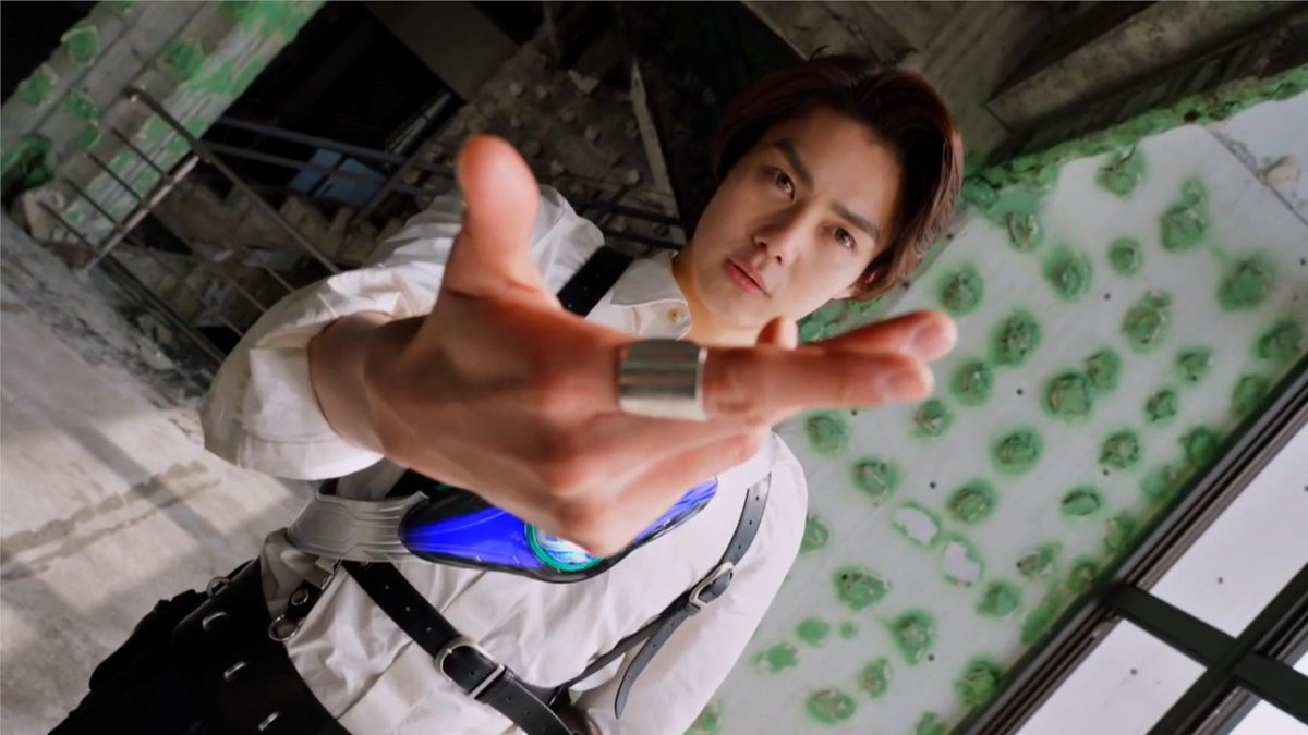 上堀内監督のこういう細かいカメラワーク好き #仮面ライダーゼッツ #nitiasa