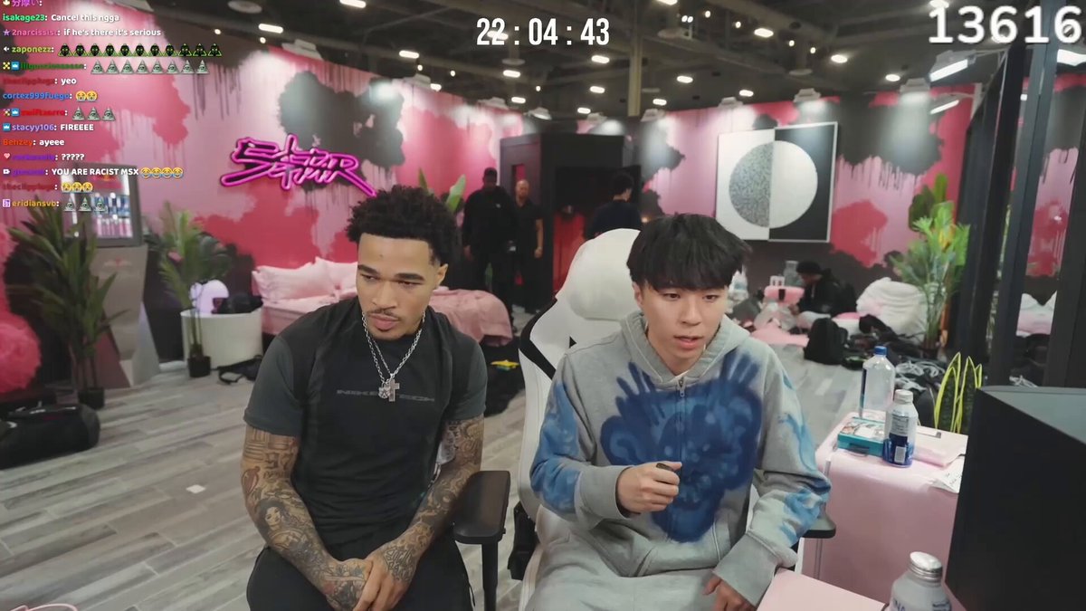 PlaqueBoyMax knew he was cooked when he started repeating Ray’s bars from his freestyle 😭