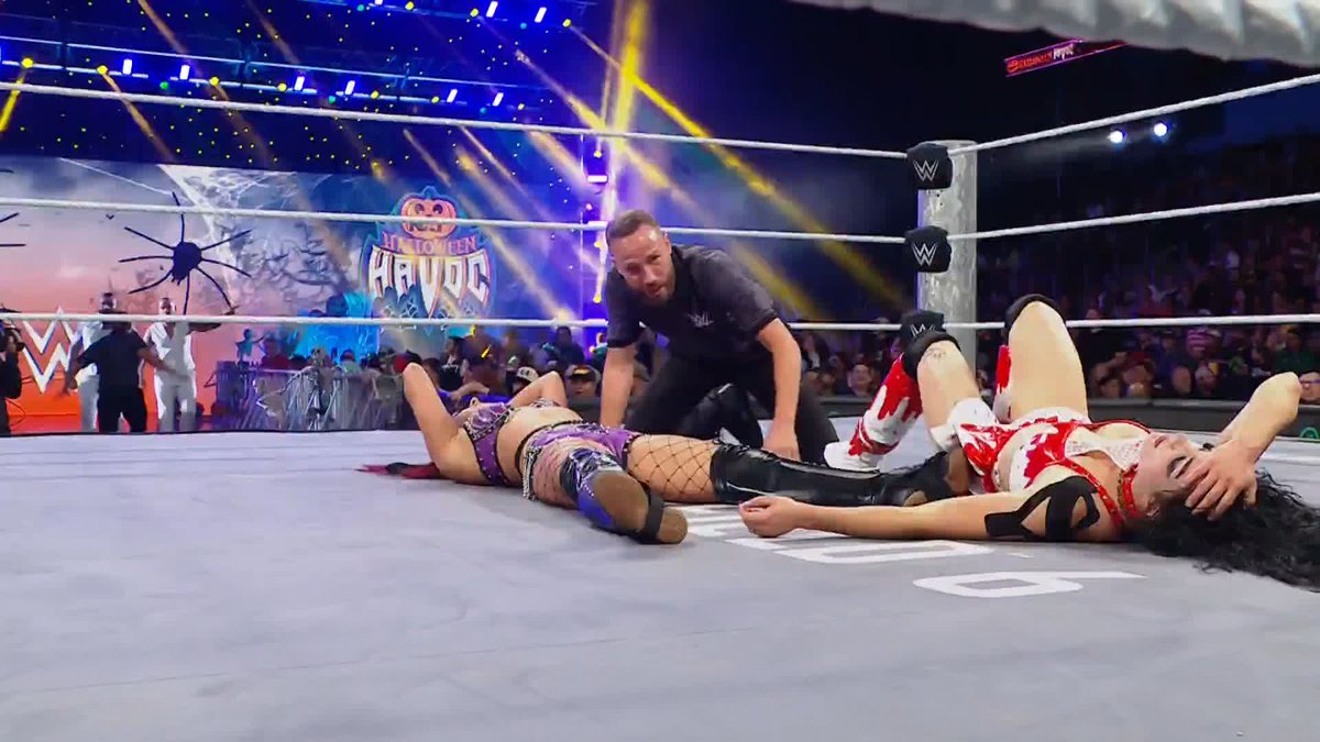 SHE DID IT!!!! SHE DID IT!!! TATUM PAXLEY IS NXT WOMEN'S CHAMPION!!!