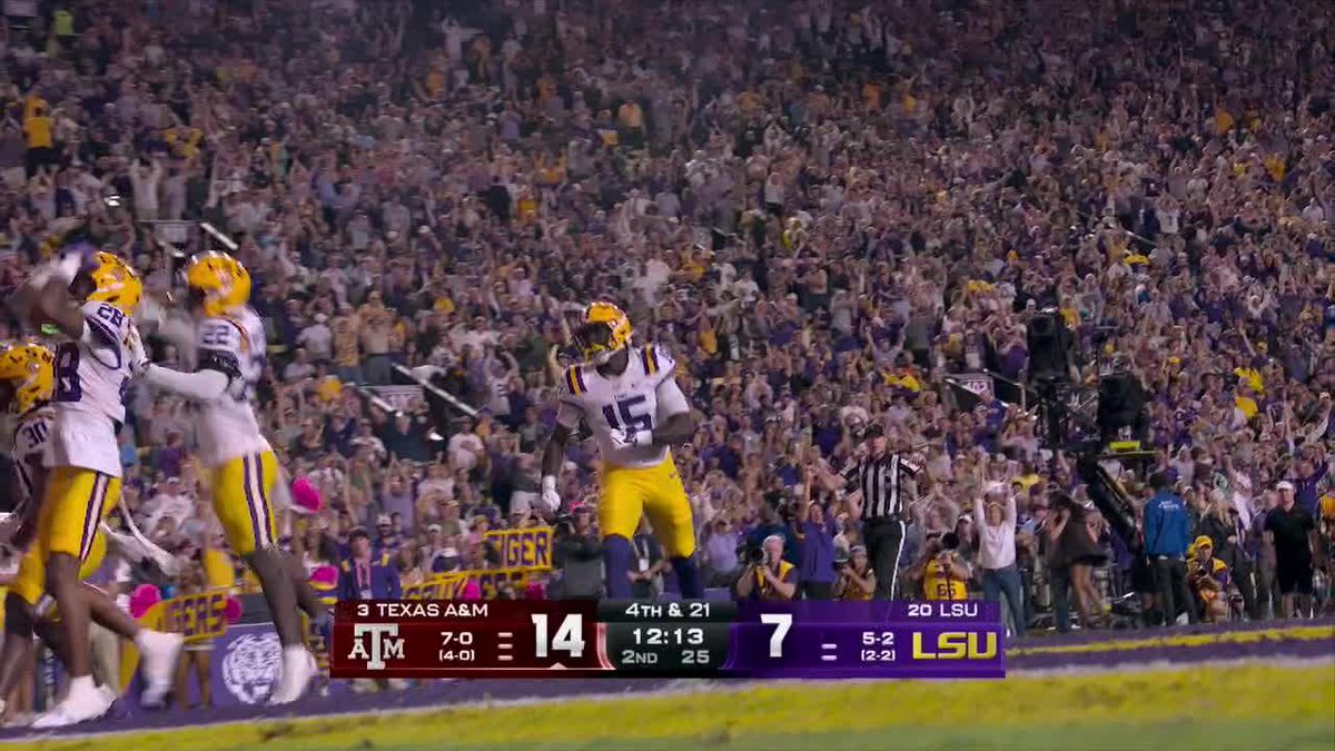 LSU BLOCKS A PUNT AND GETS A SAFETY 🚨 Watch Texas A&amp;M-LSU on ABC and the ESPN App