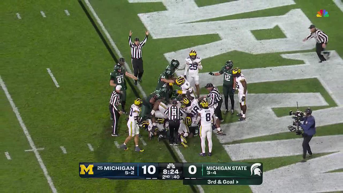 Chiles gets the push and Michigan State Football is on the board 🙌 📺: NBC