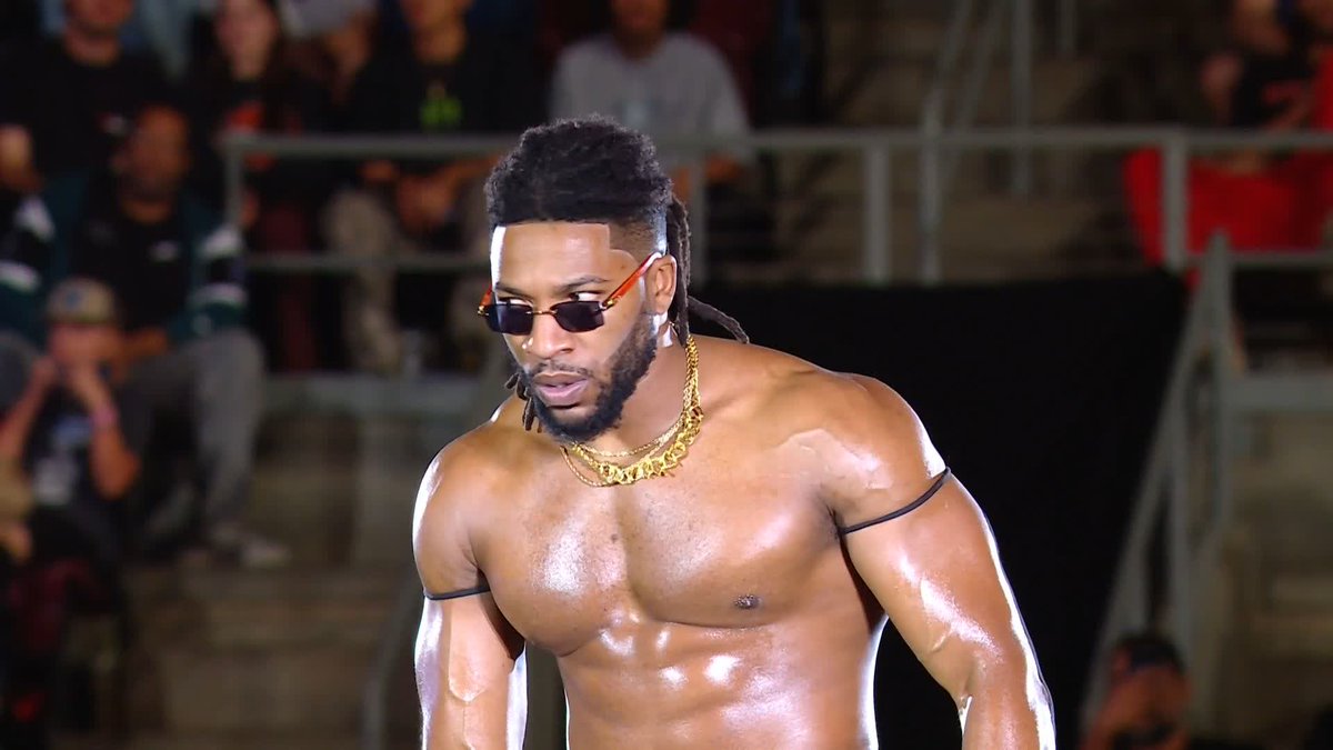 Three-Time Trick?! Trick Williams has arrived to the main event of Halloween Havoc!