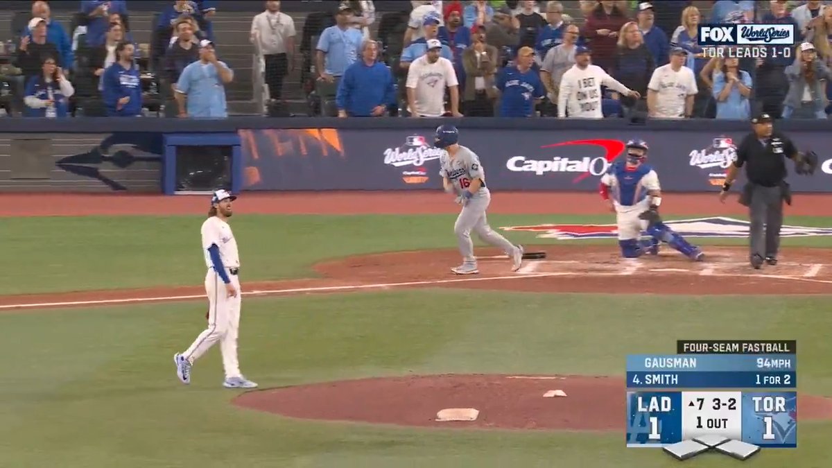 WILL TO THE SECOND DECK! #WORLDSERIES