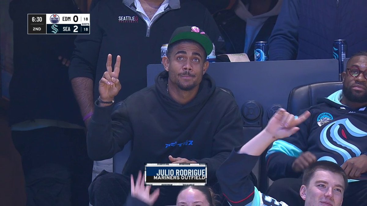 Julio Rodriguez (Julio Rodriguez🇩🇴🦁) is in the house in Seattle tonight! ⚾ 📺: Sportsnet or stream on Sportsnet+ ➡️