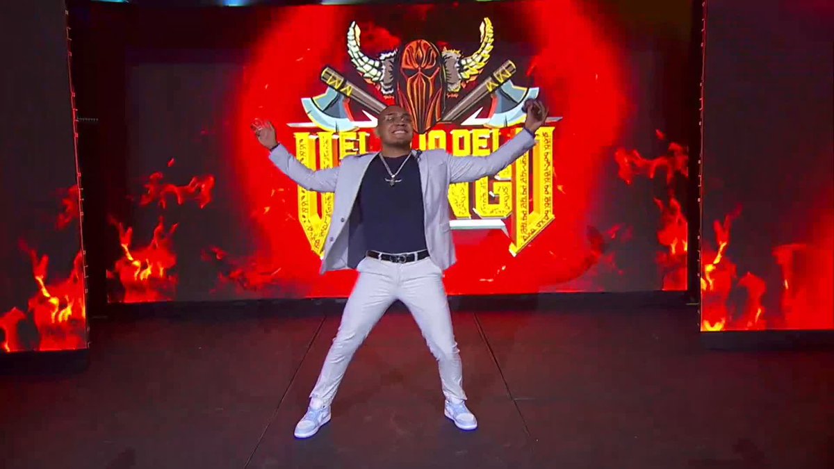 Hijo del Vikingo now a HEEL in AAA? 💀