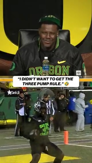 The Oregon Football OL Gernorris Wilson was worried about doing his TD celebration after remembering the Key &amp; Peele three-pump skit 🤣