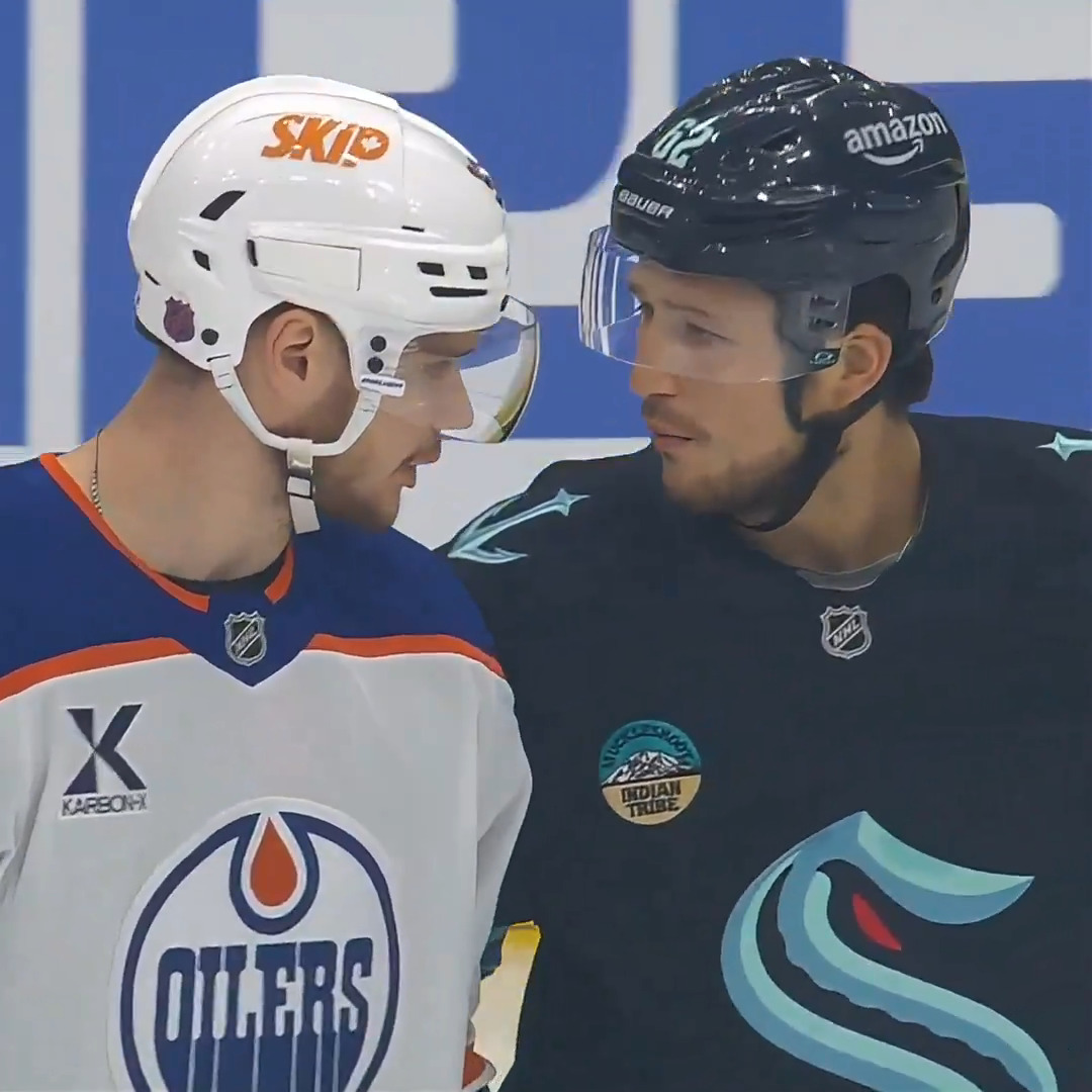Powerful moment in the NHL tonight 💙 Vasily Podkolzin consoles Brandon Montour, who just lost his brother to ALS. Podkolzin lost his father in the offseason 😢 (via Sportsnet)