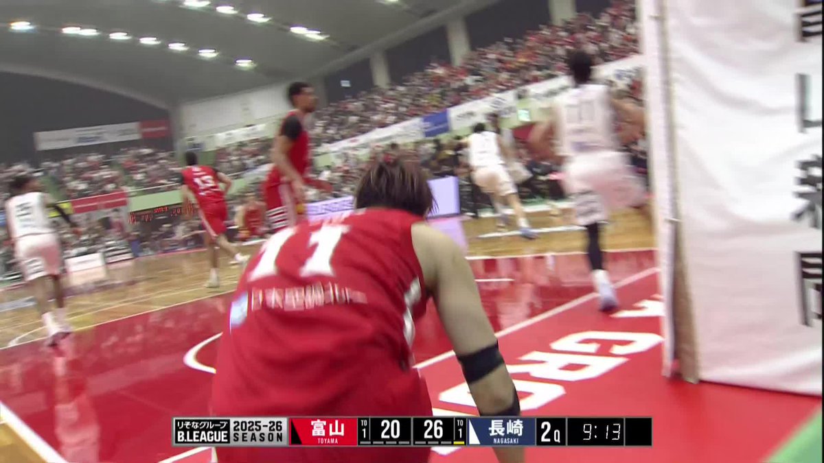 🇰🇷イヒョンジュン🆚宇都直輝🇯🇵 宇都直輝 富山グラウジーズ 📡バスケットLIVEで生配信中 #Bリーグ #りそなグループ