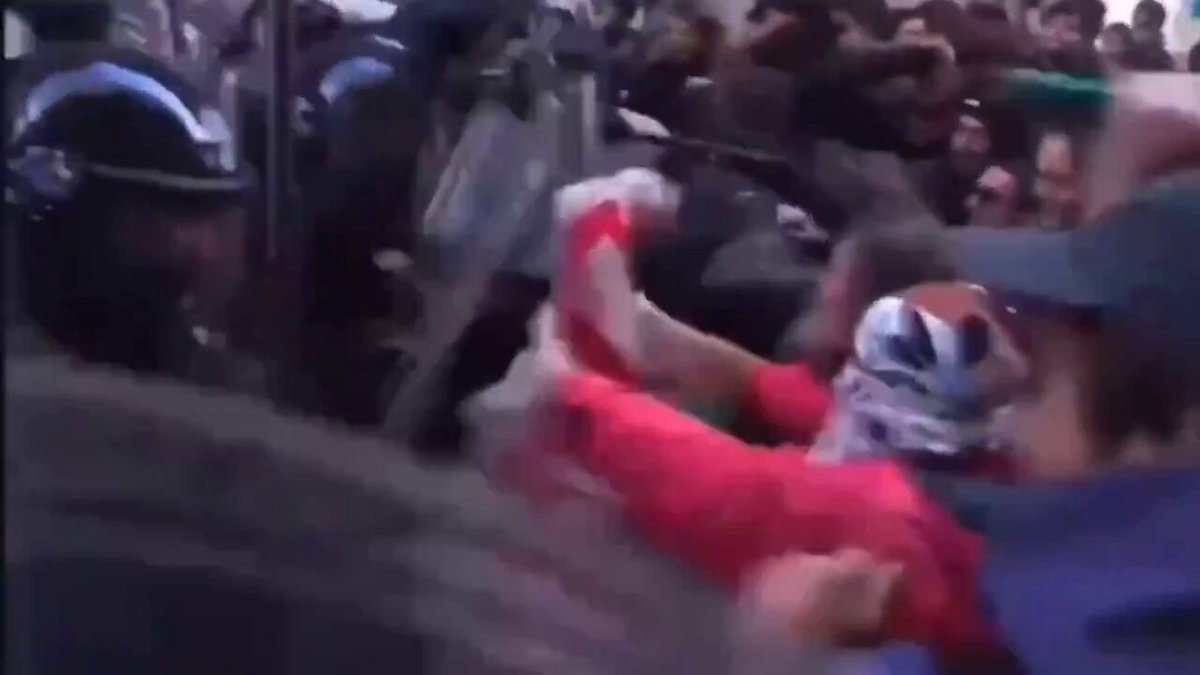 🚨🇮🇹 Meanwhile in Turin, Italy Riot Police violently clash with Far Left Antifa &amp; Islamists. You are witnessing the collapse of Western Society everywhere in real time.