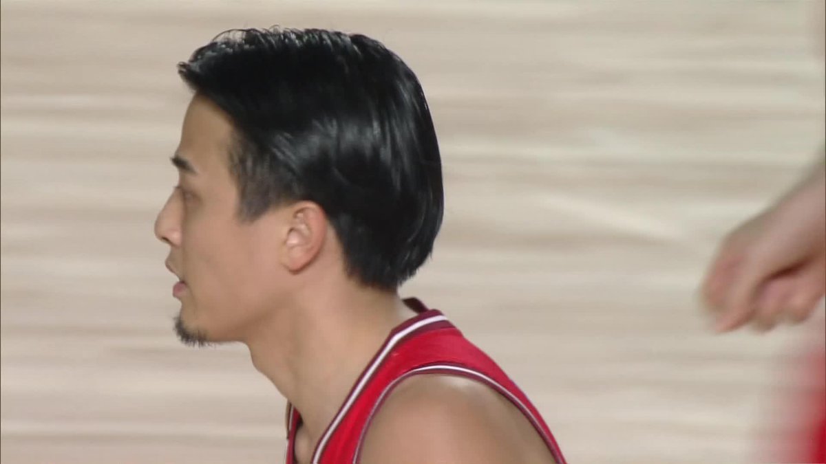 ついにきました🎉 富樫勇樹、史上初・B1個人通算1,200本目のスリー成功👏 Yuki Togashi 富樫勇樹 千葉ジェッツふなばし 🛫PAINT IT JETS✨ 📡バスケットLIVEで生配信中 #Bリーグ #りそなグループ