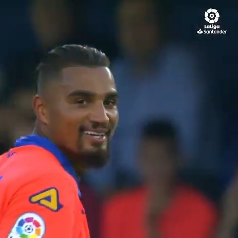 One touch football. 😍