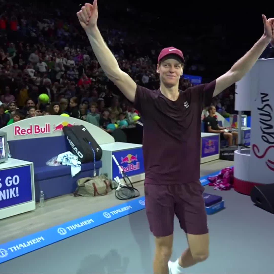 Stand and Deliver ⚜️ Jannik Sinner defeats Zverev 3-6 6-3 7-5 in Vienna to notch his 22nd career title! #ErsteBankOpen