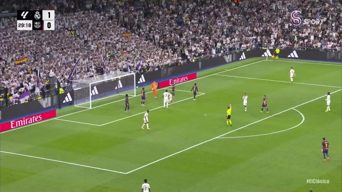 Real Madrid'in 2. gole yaklaştığı an.