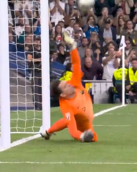 MBAPPÉ RATE SON PÉNO !!!!!!!!!!!! SZCZESNY À LA PARADE !!!!!!!