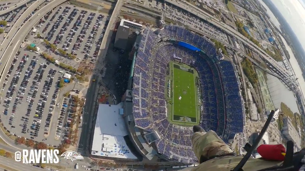 The view jumping into M&amp;T Bank Stadium from the Frog-X Parachute team❗️