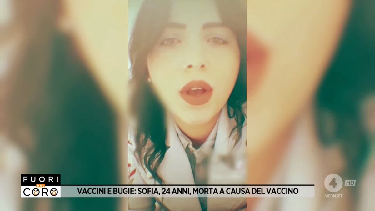 La disperazione dei genitori di Sofia, 24 anni, morta per trombosi cerebrale poco dopo aver fatto la terza dose del vaccino Moderna. Sofia aveva una bimba di 2 anni che non potrà mai più abbracciare la sua mamma. Il servizio di Marianna Canè a #Fuoridalcoro