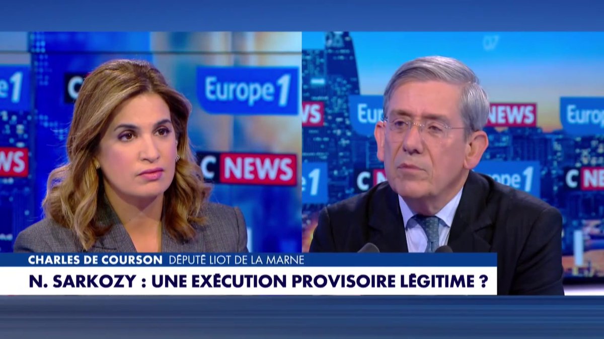 « Moi qui suis un ancien magistrat » déclare Charles de Courson pour faire un argument d’autorité sur l’exécution provisoire. Le réel : Énarque et magistrat à la Cour des comptes, il n’a jamais exercé au pénal et n’y a plus mis les pieds depuis 1984.