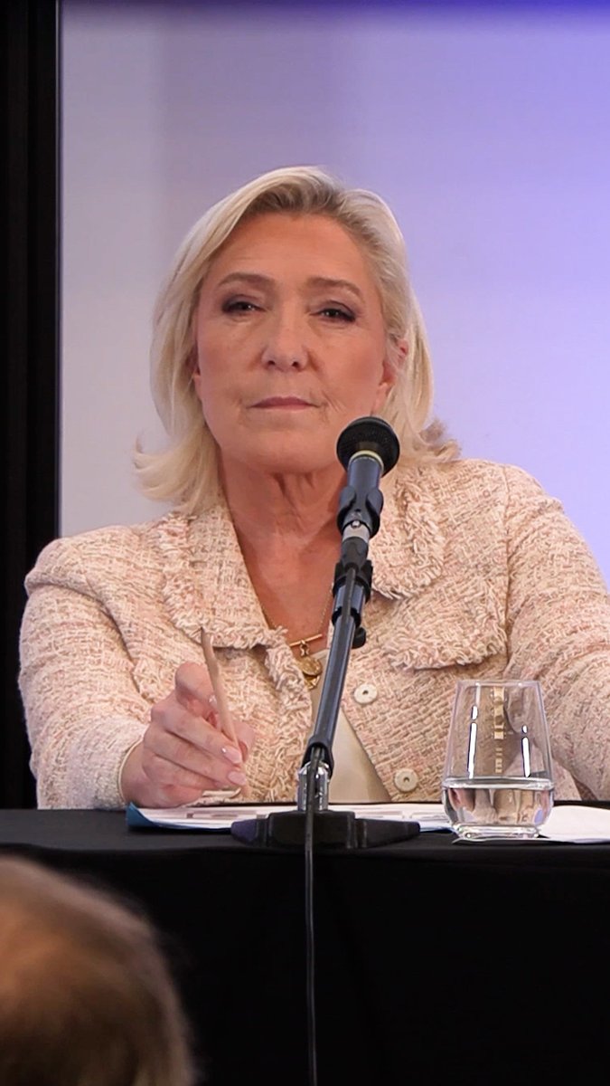 Non, la solution pour réduire les déficits, ce n’est pas de taper au porte-feuille des Français. La première des choses à faire, c’est que l’État fasse des économies sur son train de vie.