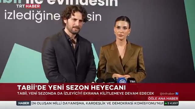 TRT’nin uluslararası dijital platformu tabii, yeni sezona özel bir galayla “merhaba” dedi. Geceye pek çok ünlü isim de katıldı. 📌"tabii'nin kalitesi tartışılmaz, içinde bulunmaktan da çok mutluyuz." 📌"Her yaşın izleyebileceği temiz içerikler üreten bir platform."