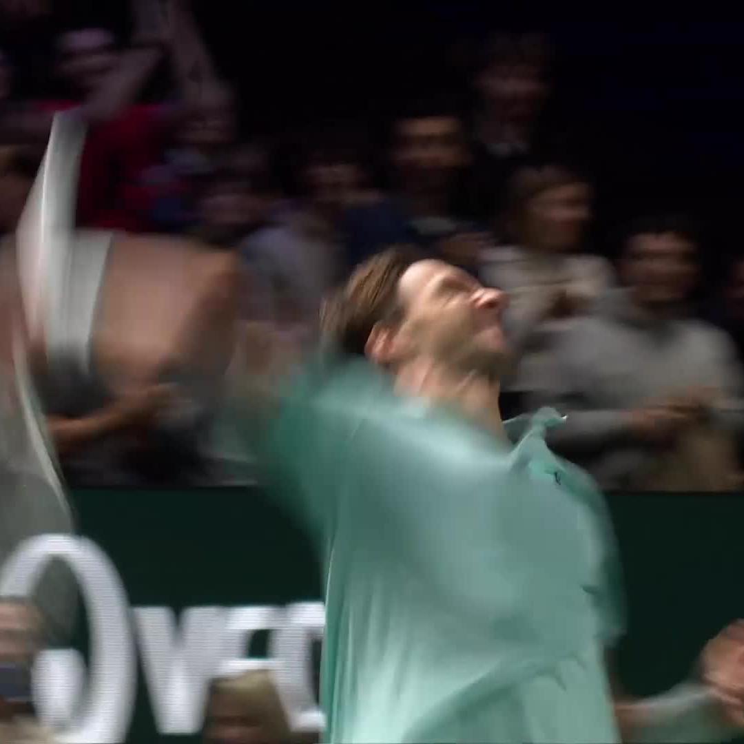 Arthur⁴ 🔥 Two Arthurs, FOUR tiebreaks won on Court Central in Paris today. Cazaux d Darderi 7-6 7-6 Rinderknech d Marozsan 7-6 7-6. #RolexParisMasters