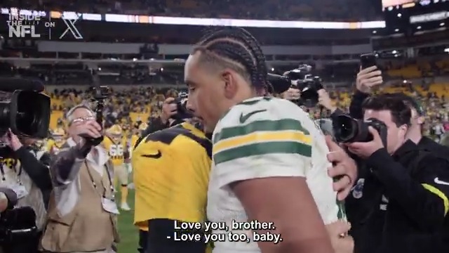 All love and respect between Aaron Rodgers and Jordan Love after last night’s game: