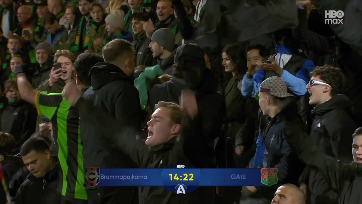 Avstängde Amin Boudri har följt med upp till Stockholm och tagit plats i klacken inför GAIS möte med BP! 📲 Se matchen på HBO Max